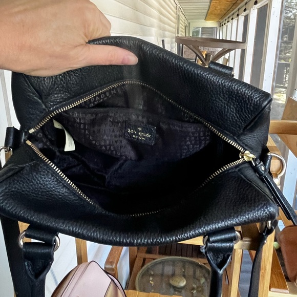 SUPER soft Kate Spade handle crossbody bag - Picture 4 of 4